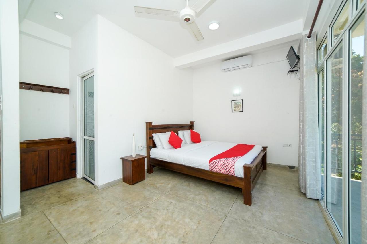 Oyo 555 Villa Dasuni Kandy Esterno foto