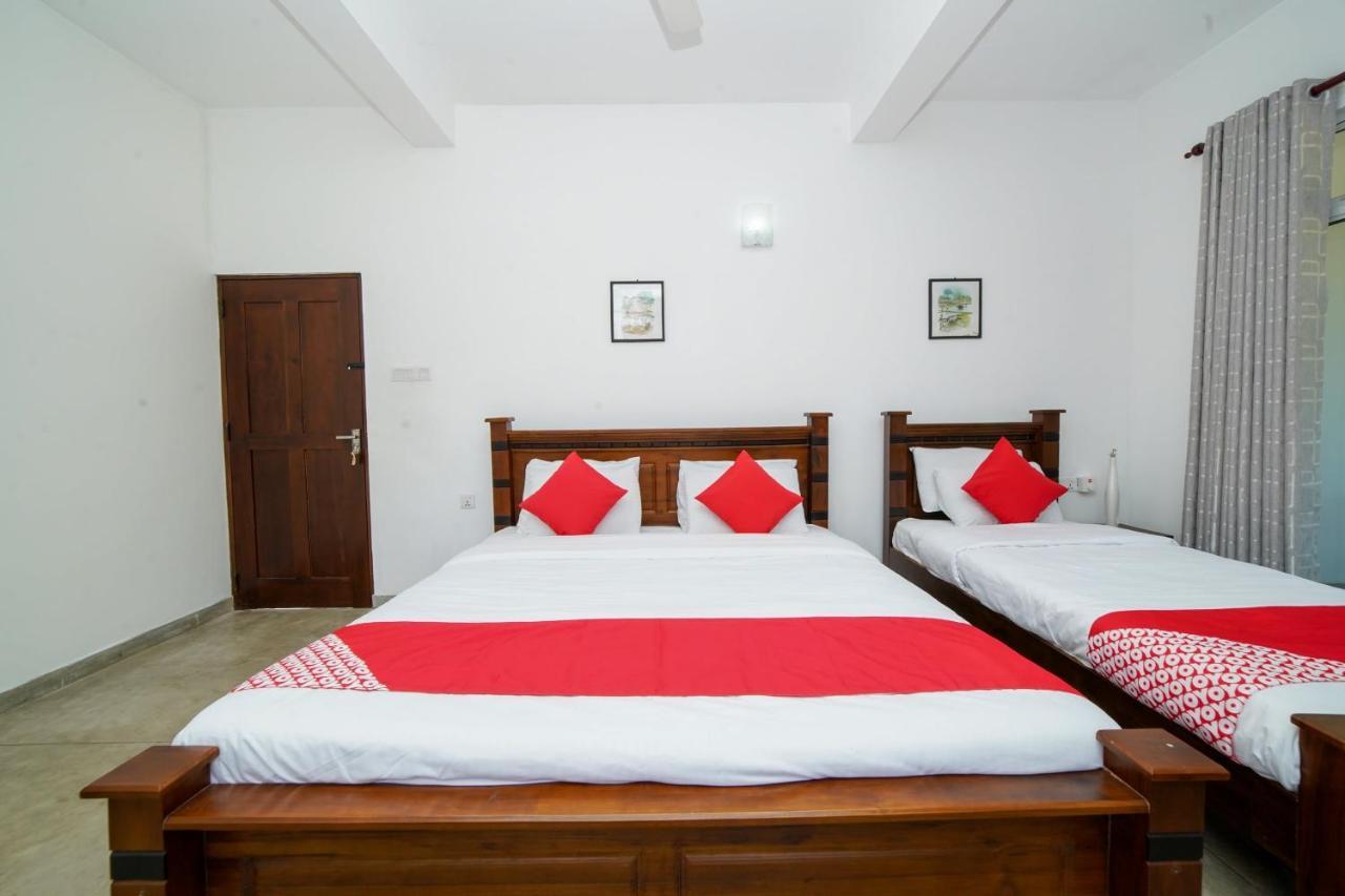 Oyo 555 Villa Dasuni Kandy Esterno foto